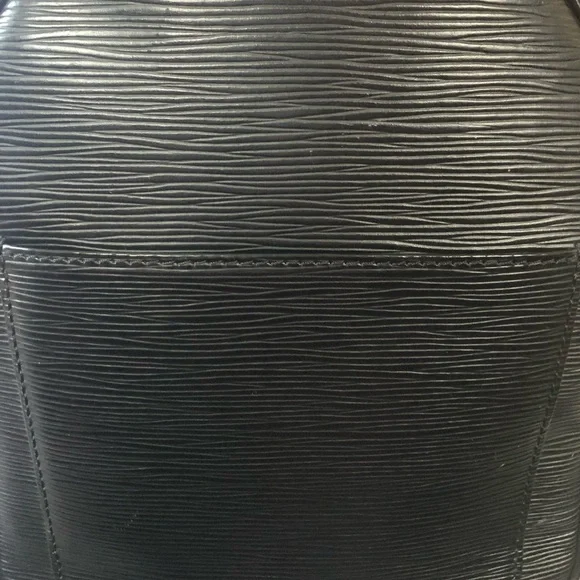 Louis Vuitton Black Epi Leather Keepall 45 - Picture 11 of 13